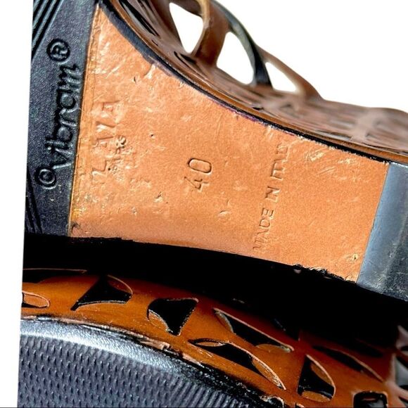 ALAIA Paris Leather Wedge Sandals - Picture 14 of 16